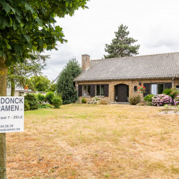 Destelbergen / Schoofmeestersterstraat  5 / houtstructuur kwartsgrijs / RAL7039 / DT1068